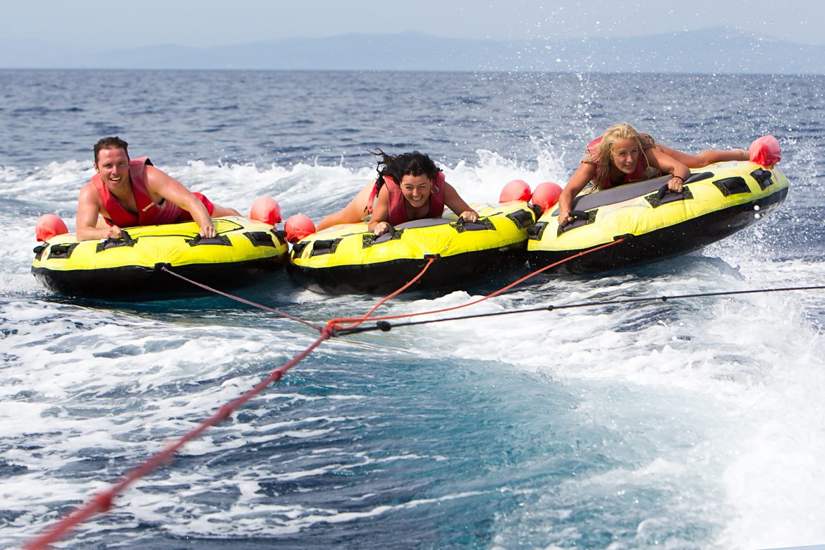 Location de bouée tractée, une activité indispensable l'été